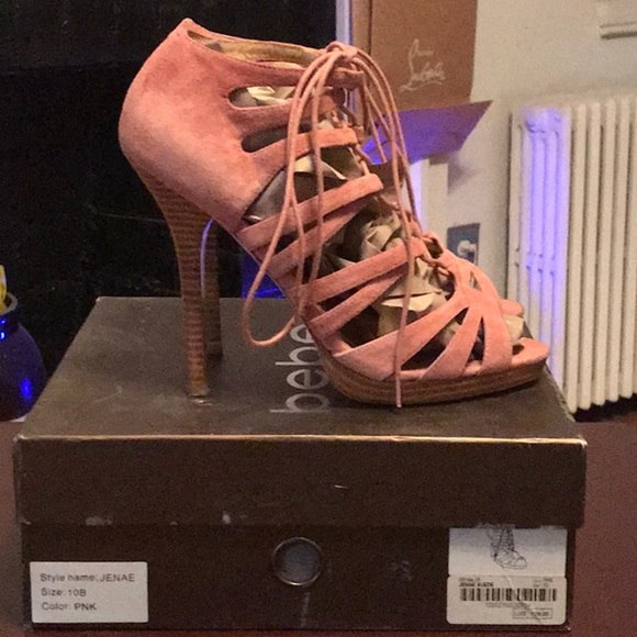 bebe size 10 pink suede shoe - Picture 2 of 6